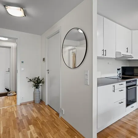 Convenient With Easy Transport Connections Appartement