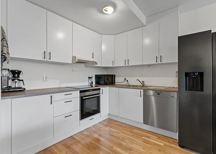 Apartment Convenient With Easy Transport Connections Bergen